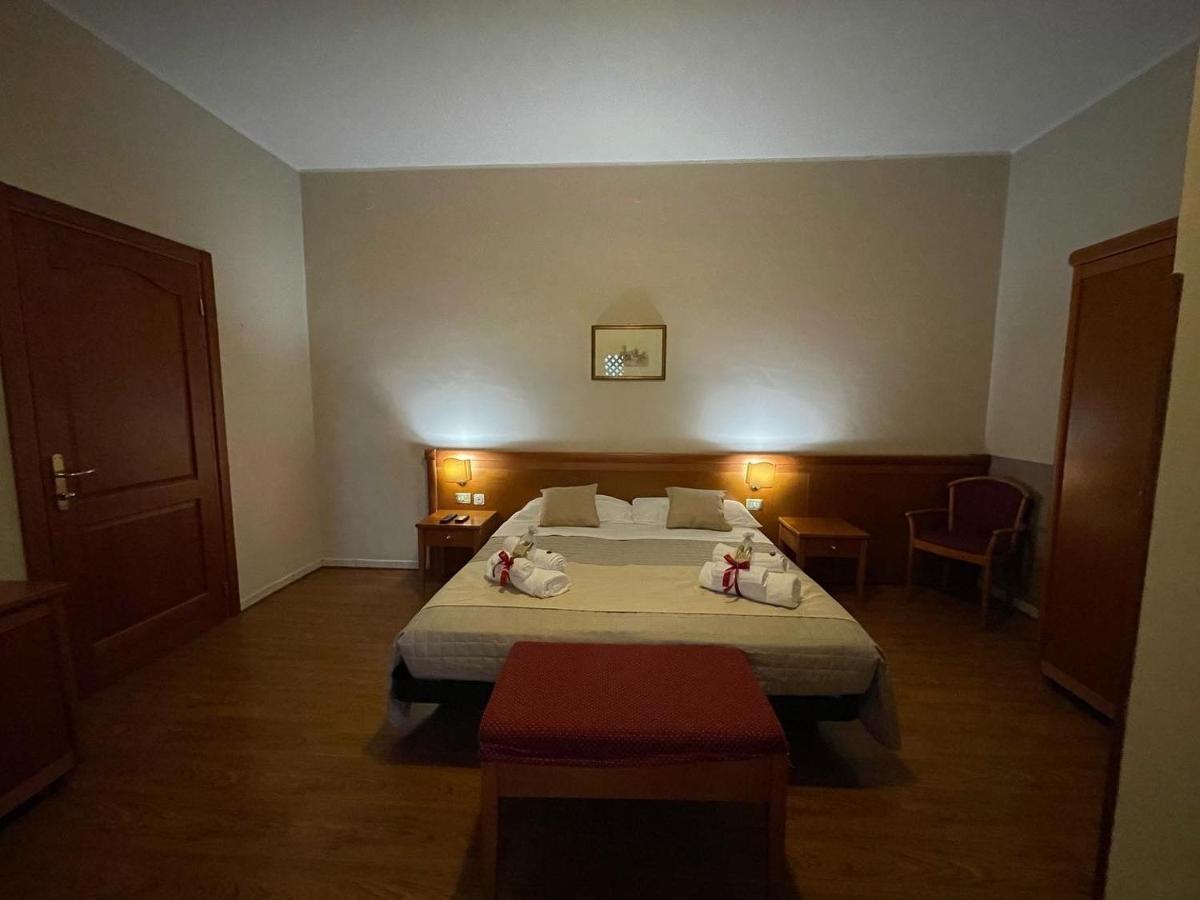 La Terrazza Dei Ciliegi Hotell Santa Maria Degli Angeli  Eksteriør bilde