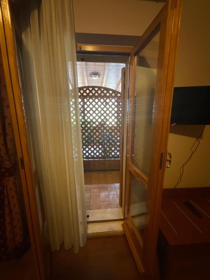 La Terrazza Dei Ciliegi Hotell Santa Maria Degli Angeli  Eksteriør bilde